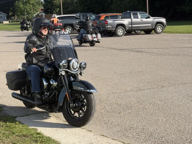 Peters visits NOAA in Alpena during farewell tour